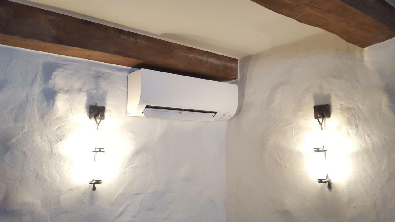 Deluxe Apartments In The City Center With Balcony Παρνού Εξωτερικό φωτογραφία